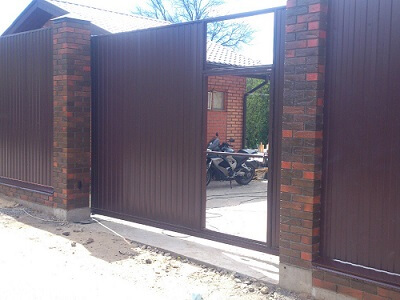 Монтаж забора из профнастила в Витебске